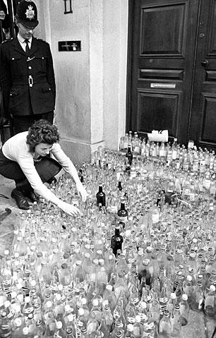 Friends of the Earth's bottle dump outside Schweppes London HQ in the early 1970s campaigning for returnable bottles