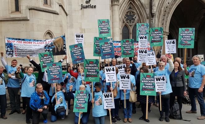 Local residents in demo against Heathrow Third Runway outside High Court